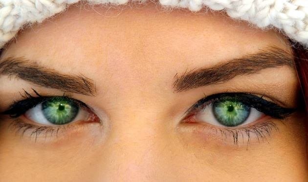 Ojos-verdes-origen.jpg