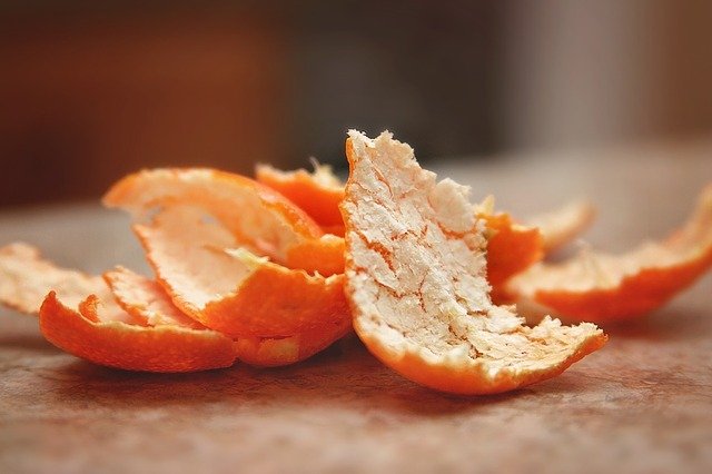 beauty-benefits-of-orange-peels.jpg