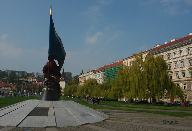 war-memorial.jpg