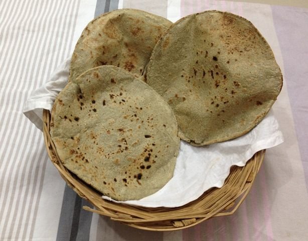 bajra-bhakri-all-bhakri.jpg