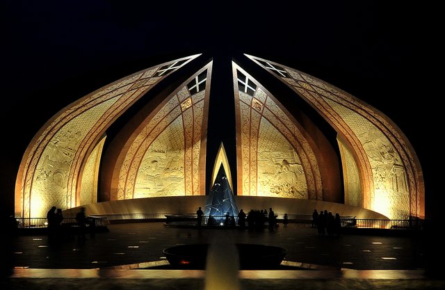 National_Monument_Islamabad_Pakistan.JPG