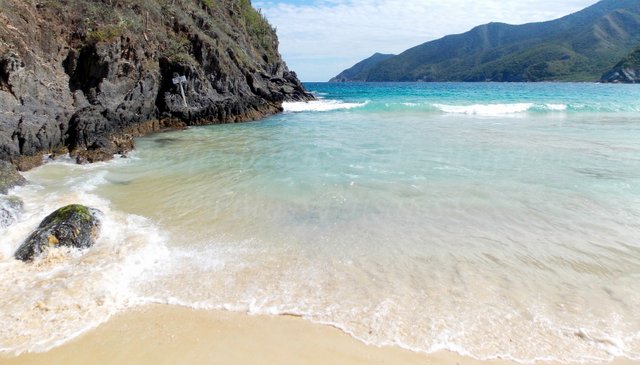 Playa-Grande-Choroní-Estado-Aragua-Venezuela-@FotosyPaisajesV-11_1.jpg