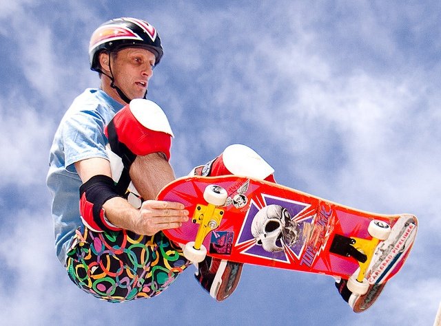 16b3c1d4101067f82ea1cd253ac8aa61--tony-hawk-skate-board.jpg