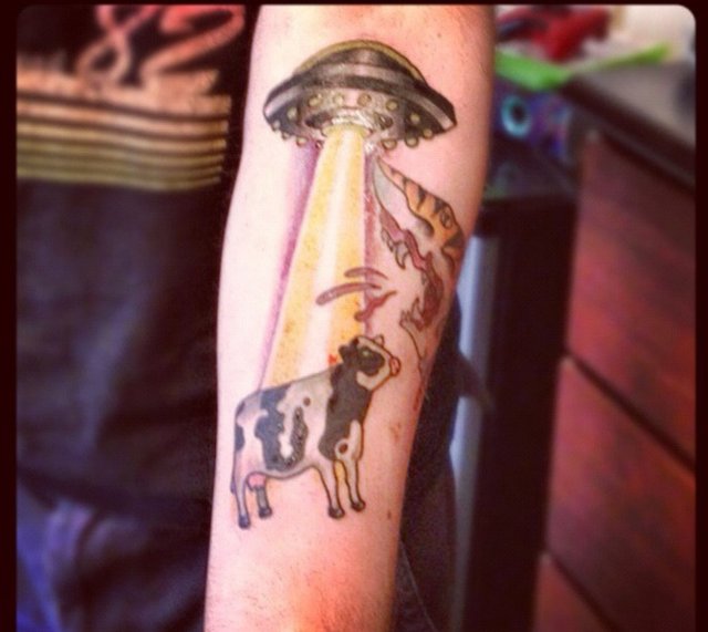 ufo-tattoo.jpg