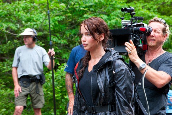 hunger-games-jennifer-lawrence-movie-image-set-photo-01-600x400.jpg