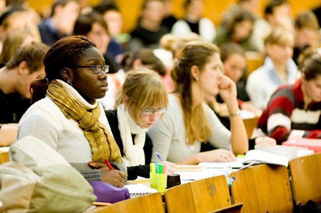 universities-students-in-germany.jpg