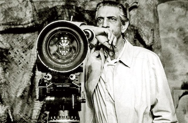 11Satyaajit-Ray.jpg