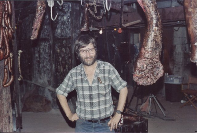 Tobe-Hooper-BTS.jpg