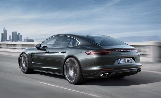 2017-porsche-panamera-inline3-photo-670847-s-original.jpg