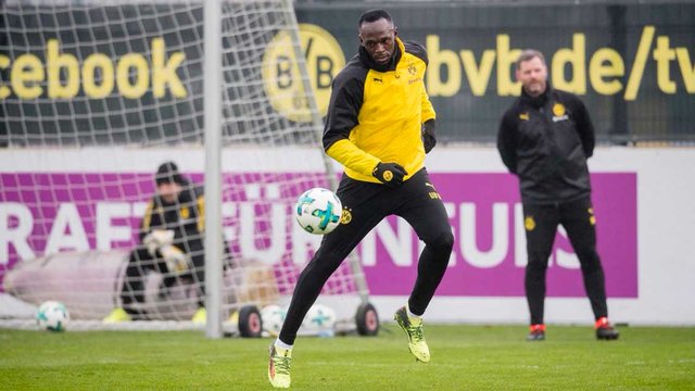 usain-bolt-bvb.jpg