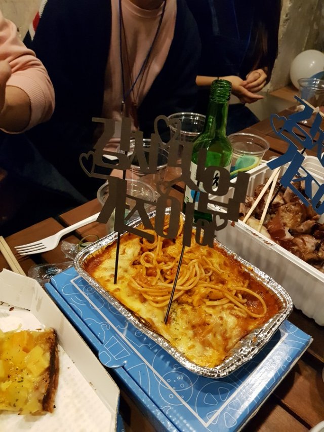 파스타에 꽂은 강서밋업.jpg