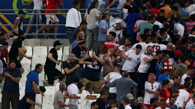 england-russia-euro-2016-fans-hooligans_kuytjhhcvlnh1pgh42ktukgkw.jpg