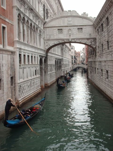 gondola3.jpg