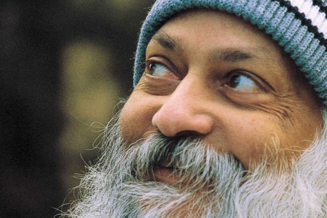 Osho-sonriendo.jpg