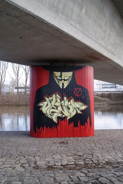 c9a9f1ec9c6b78ddc047e72749ae52bd--guy-fawkes-graffiti-artwork.jpg