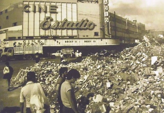 cine estadio terremoto.jpg