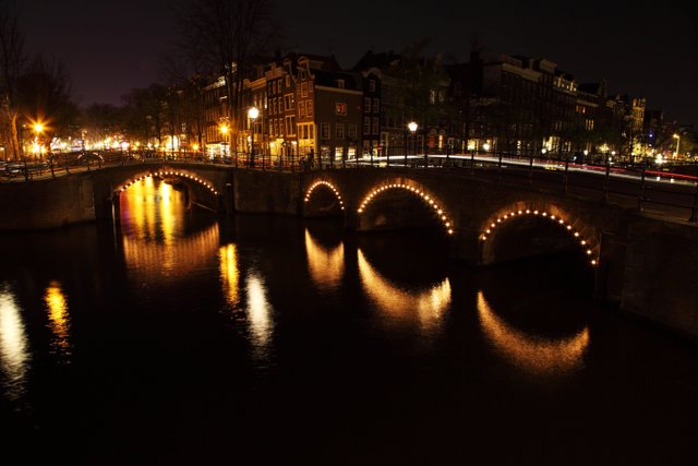 bridges_at_night_189110.jpg