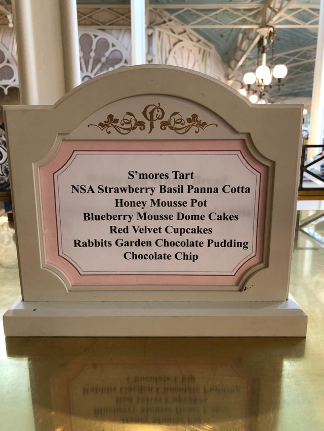 Dessert sign Lunch Buffet in Walt Disney World at Crystal Palace!.jpg