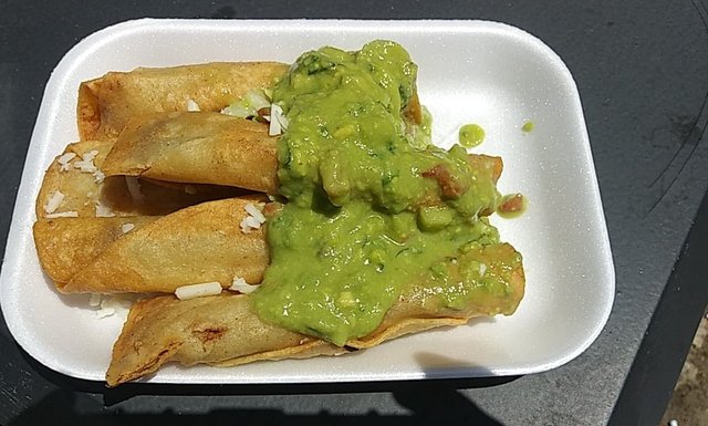 Jeronimo's Taquitos 1.jpeg