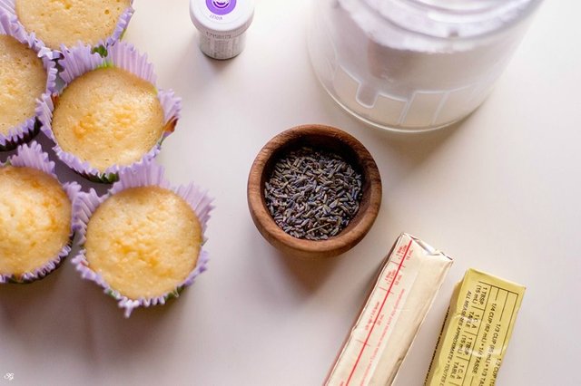 lavendercupcakes-ingredients4.jpg