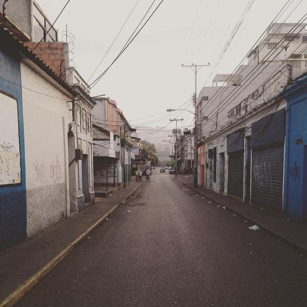 Calle Sucre - Maracay.jpg