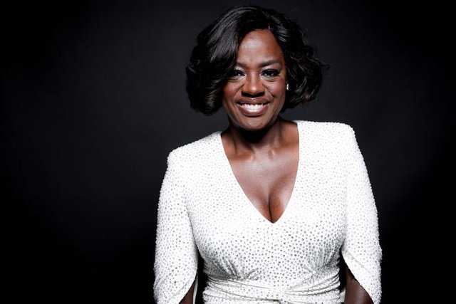 widows-viola-davis-gettyimages-877192222-1514467852.jpg