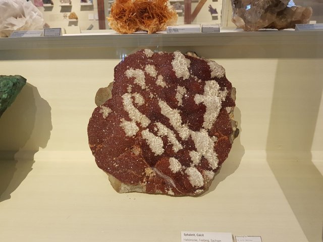 Steemit Museum Mineral 18.jpeg