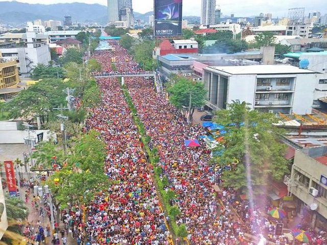 Cebu-Sinulog-Festival-2014.jpg