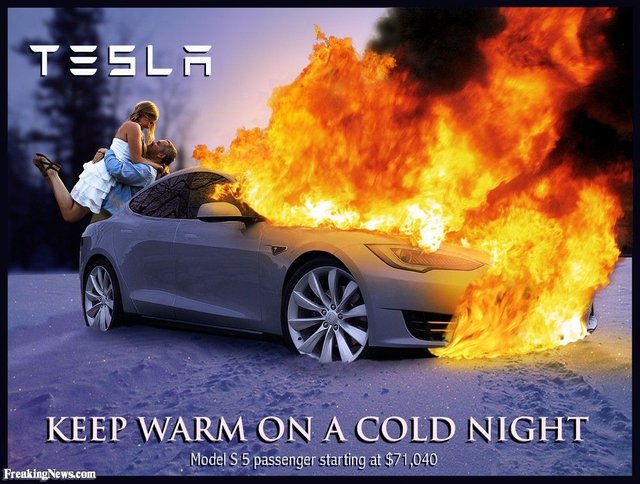 Tesla-Electric-Car-on-Fire-113459.jpg