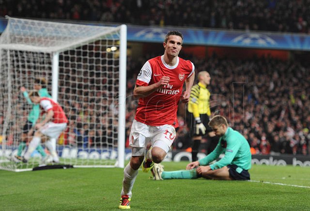 zp_vPersie-goal-3-110216MAFC_5639_0.jpg