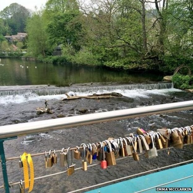 love lock bridge.jpg