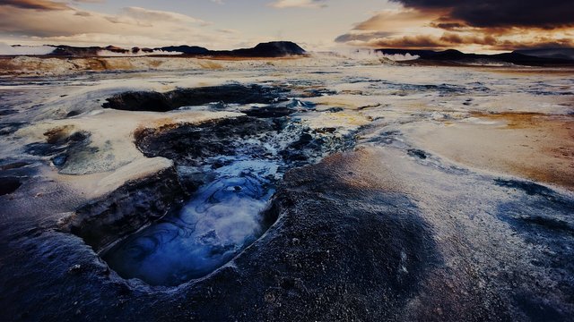 Mývatn, Iceland 1920x1080.jpg