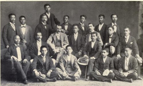 Filipino exiles with Spanish in Hongkong 1898.jpg