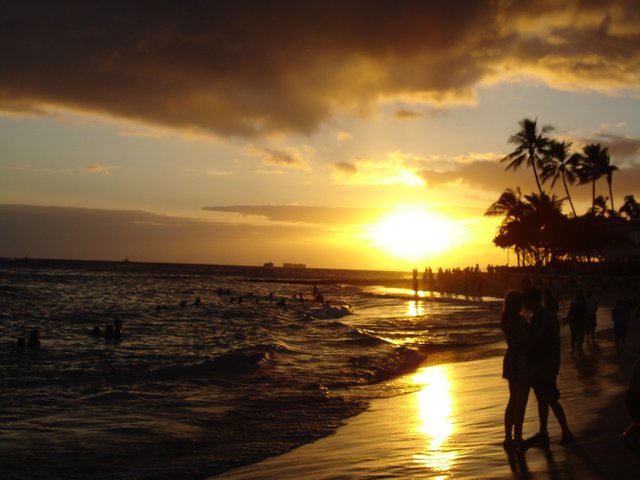 Waikiki-Beach-Sunset-View.jpg