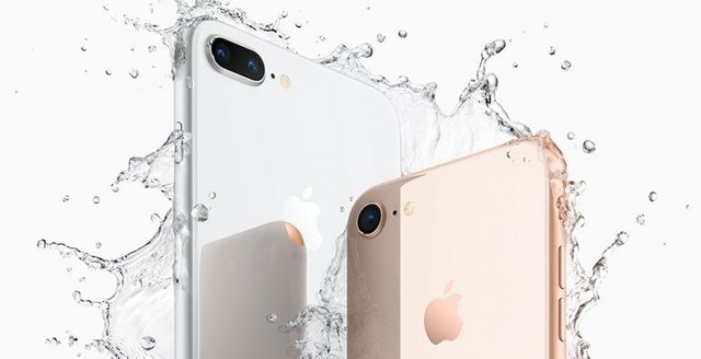 iPhone8Plus_iPhone8_water-768x393.jpg