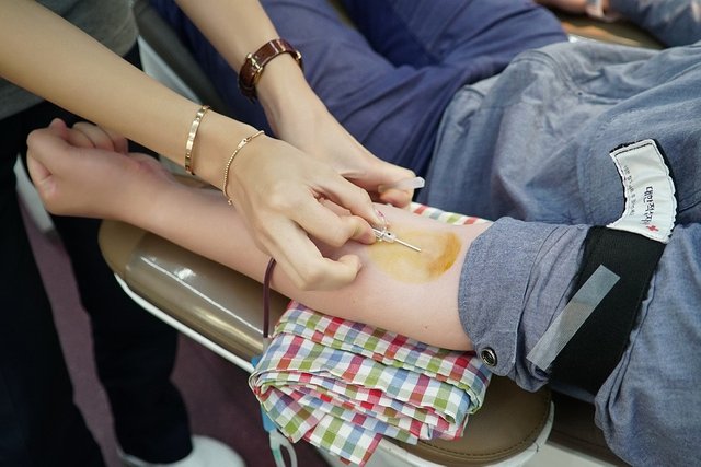 blood-donation-2603649_960_720.jpg