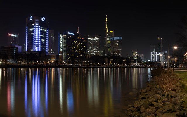 frankfurt_skyline.jpg