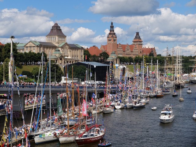 szczecin-2729627_1920.jpg