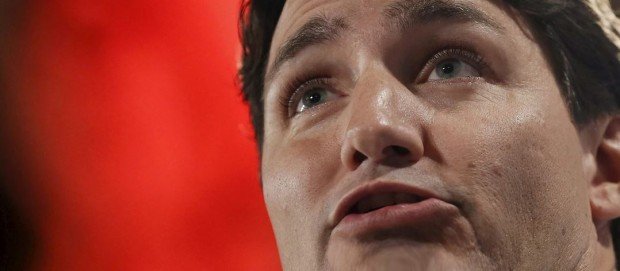 Justin-Trudeau-is-a-dim-bulb-620x271.jpg