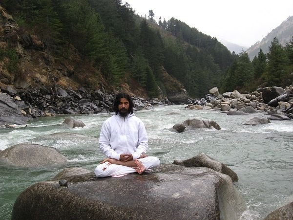 founder-world-peace-yoga-school-rishikesh.jpg