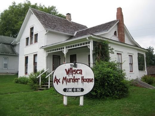 axe murder house.jpg