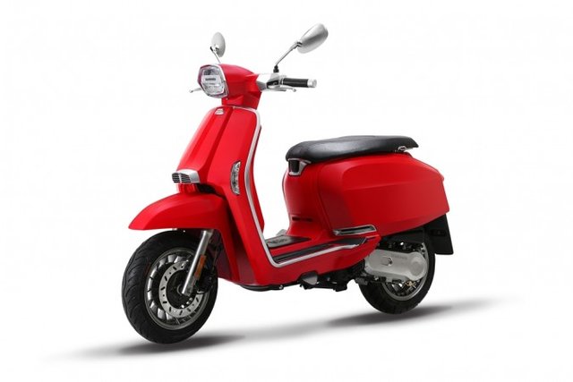 1510395999_lambretta-scooters.jpg