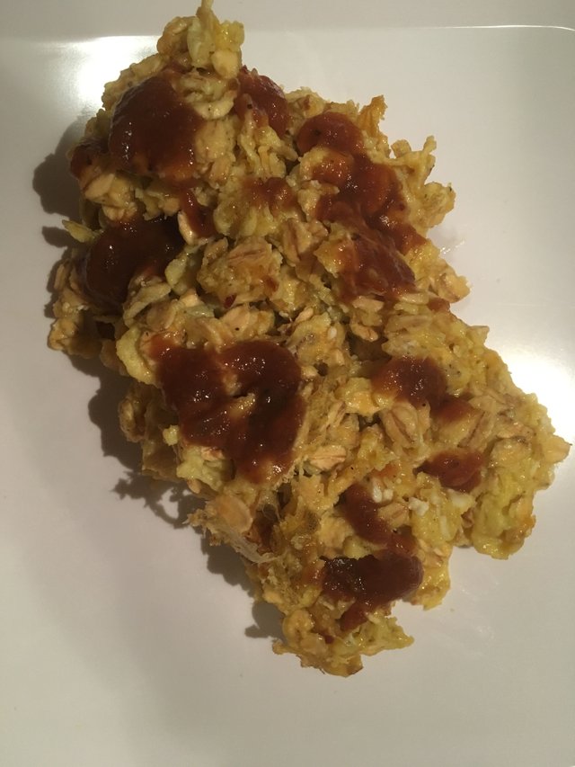 scrambled egg oatmeal hot sauce.jpeg