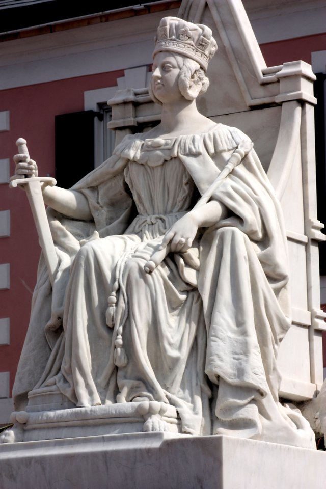 The Bahamas - Nassau - Statue of Queen Victoria in front of Parliament.jpg