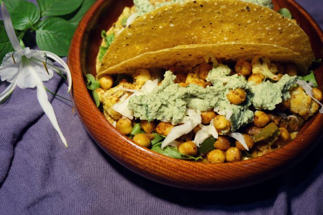 Chickpea-and-Cauliflower-Tacos-2.jpg