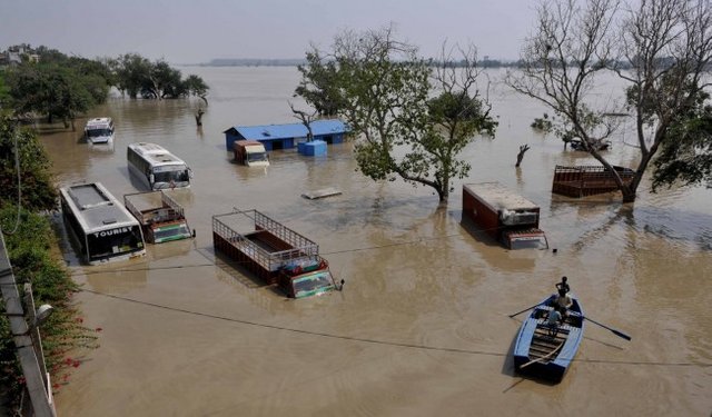 India-Flood-650x381.jpg