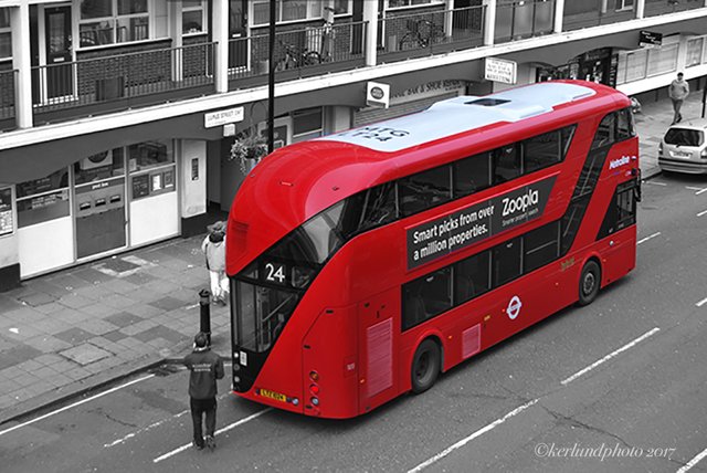 Bus London.jpg