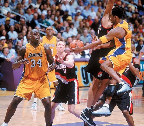 lakers-kobe-shaquille-600x528.jpg