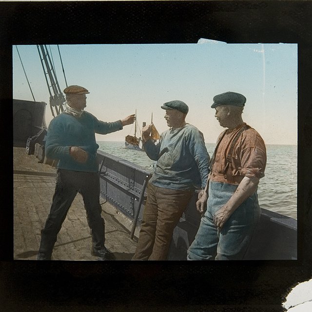 Daily Life of Sailors On-board in the 1900s (18).jpg