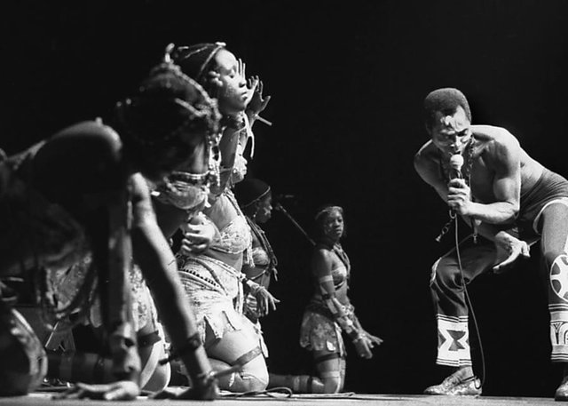 fela-1-896x640.jpg